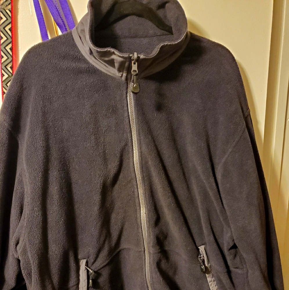 XXL- Firefly Black Fleece
